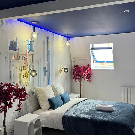 Eden De Santorin アパート ルーベ